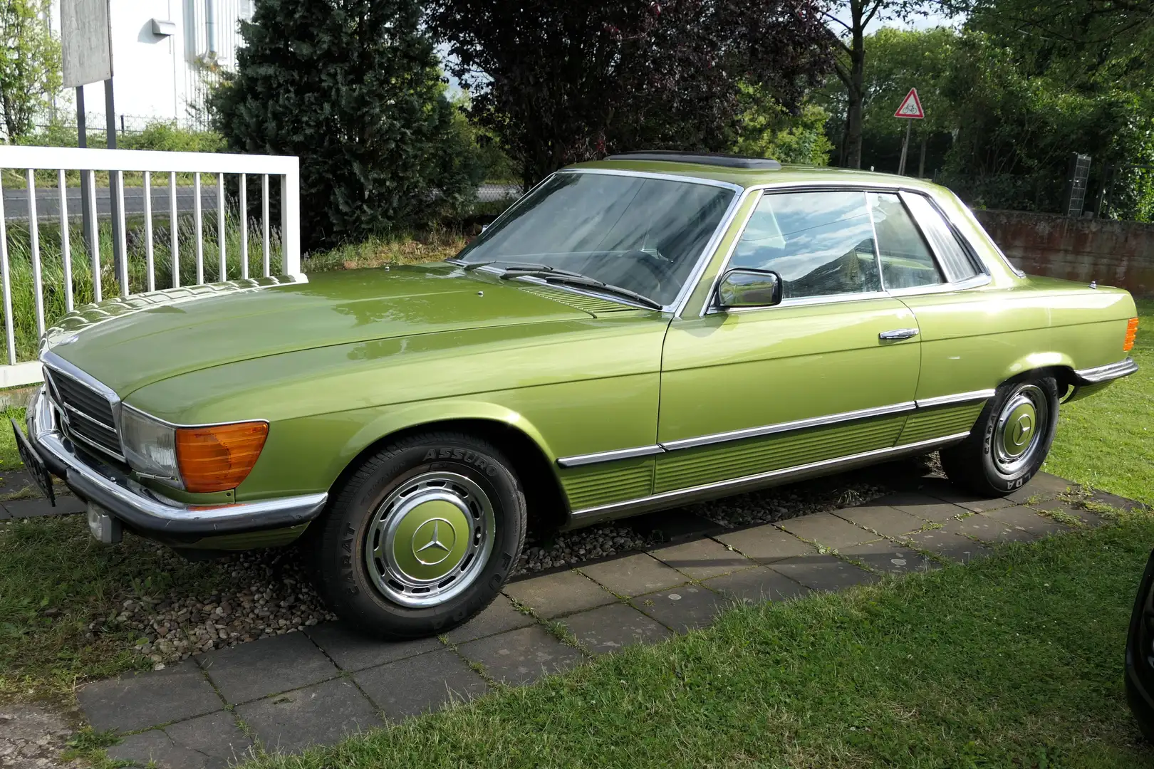 Mercedes-Benz SLC 350 107 Grün - 1