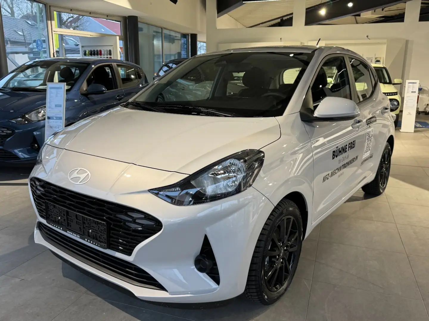 Hyundai i10 1.0 Trend Inkl. Inspektionspaket Big Deal Szürke - 2