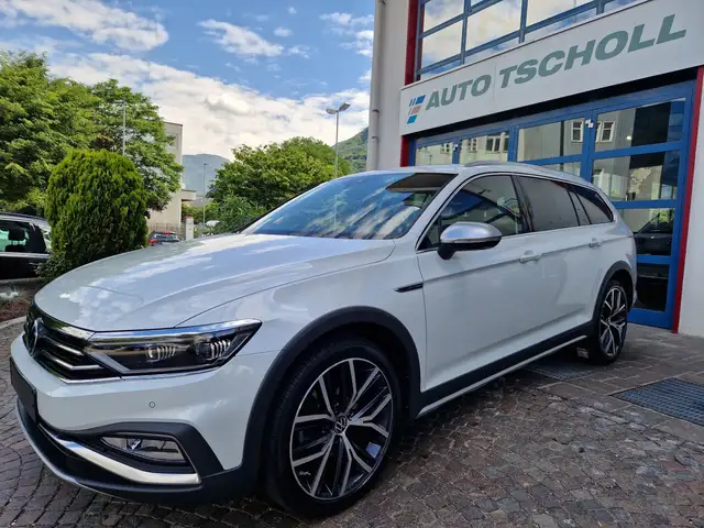 Volkswagen Passat Alltrack 2.0TDI200Cv DSG 4Motion DigCock Matrix ACC Keyless