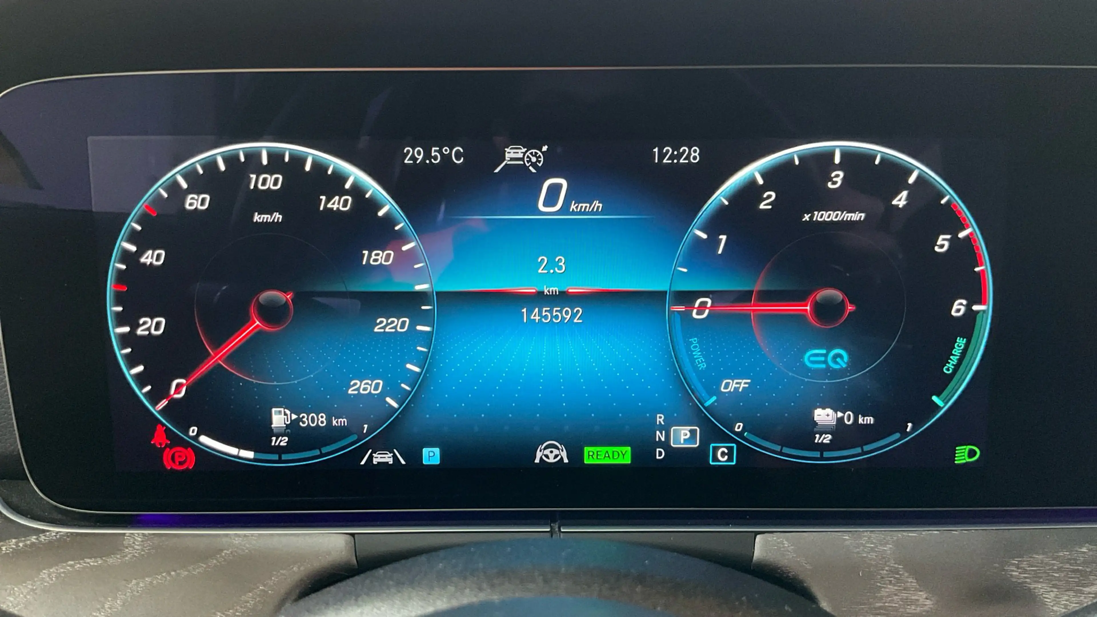 Mercedes-Benz E 300 E 300 NAVI KLIMAAUT LED RADIO TEMPO MFL SHZ VC PDC HUD KAMERA ACC T-Leder Nav Widescreen — photo 8