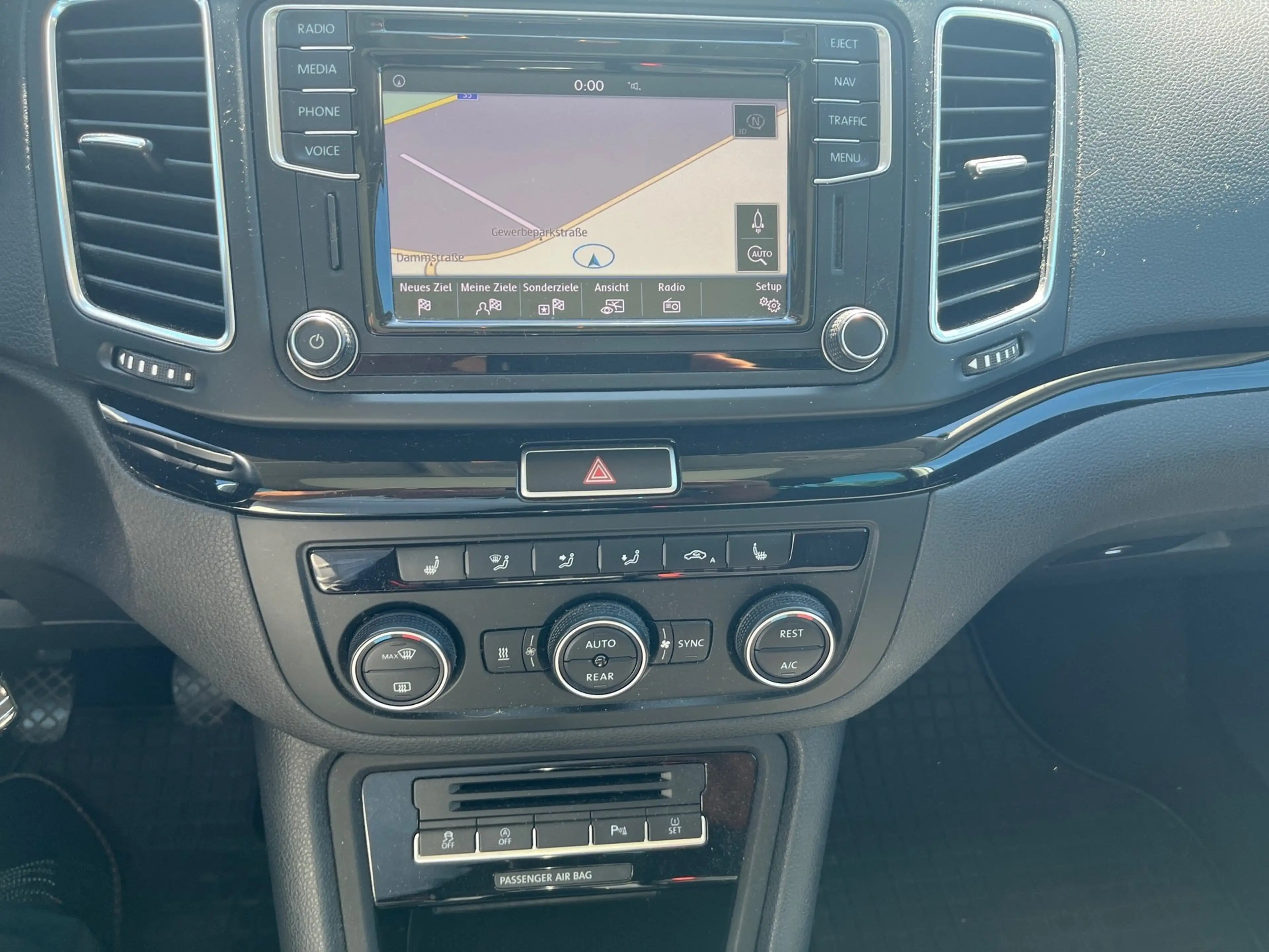 SEAT Alhambra Style -Ecomotive — photo 10