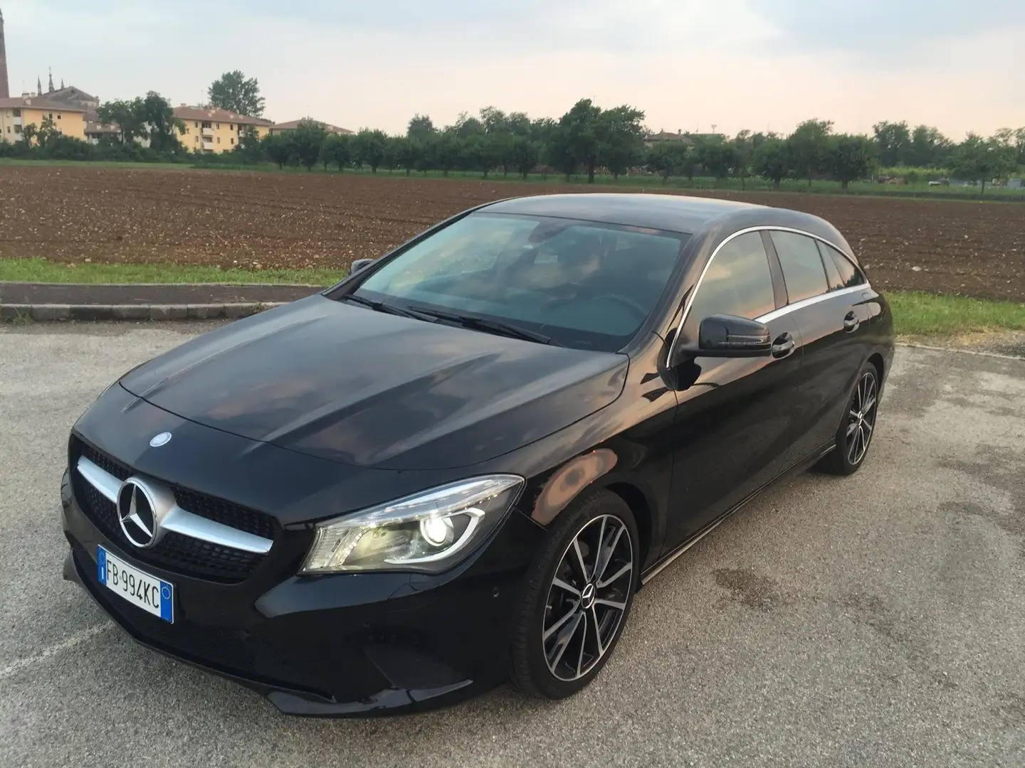Mercedes-Benz 220 CLA SHOOTING BRAKE 220 cdi - 177CV Negro - 1