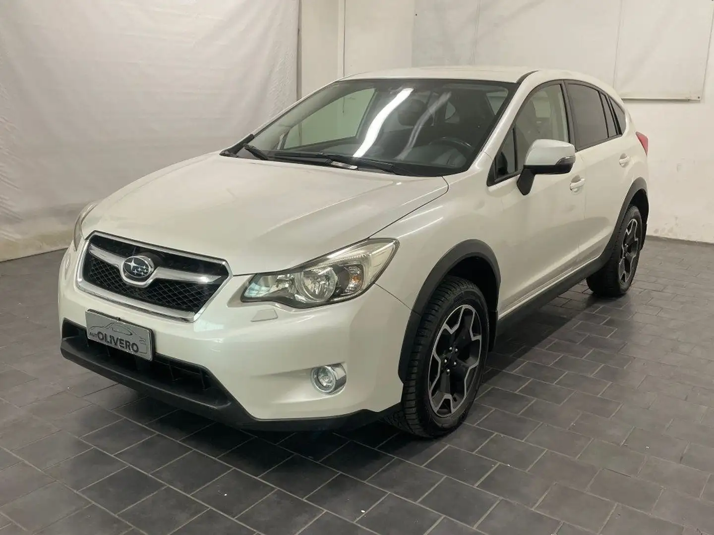 Subaru XV 2.0D 150cv 4x4 Bianco - 2