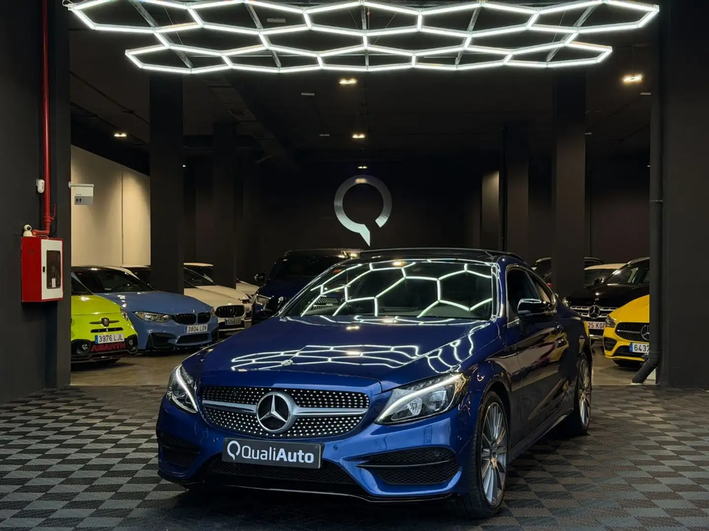 Mercedes-Benz C 200 Coupe Azul - 1