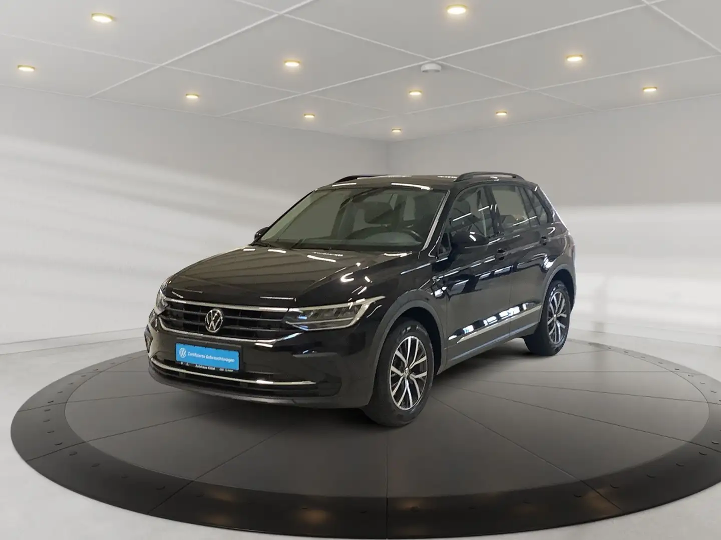 Volkswagen Tiguan Life 1,5 TSI DSG Standheizung, Navi, SHZ, Nero - 2