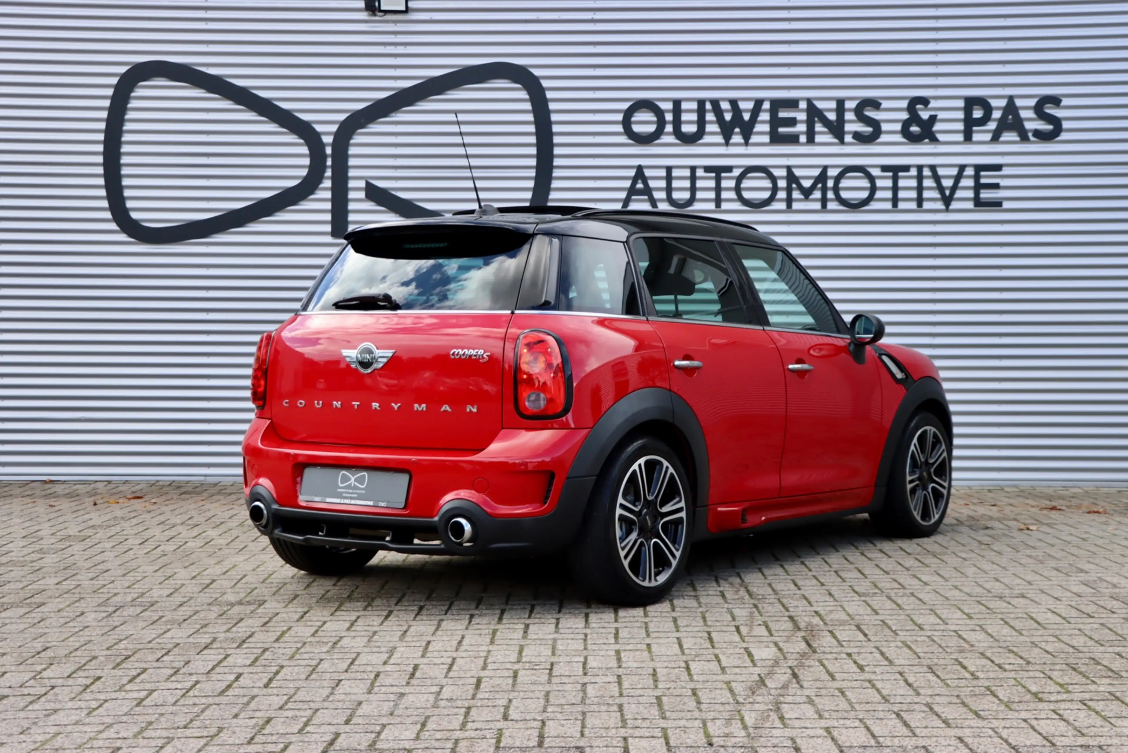 MINI John Cooper Works Countryman 1.6 S JCW | PANORAMA | XENON | LEER | 2E EIGENAAR — photo 9