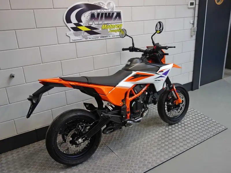 KTM 390 SMC R - foto 2