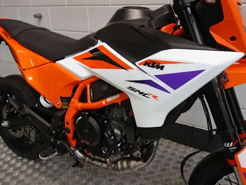 KTM 390 SMC R - foto 4