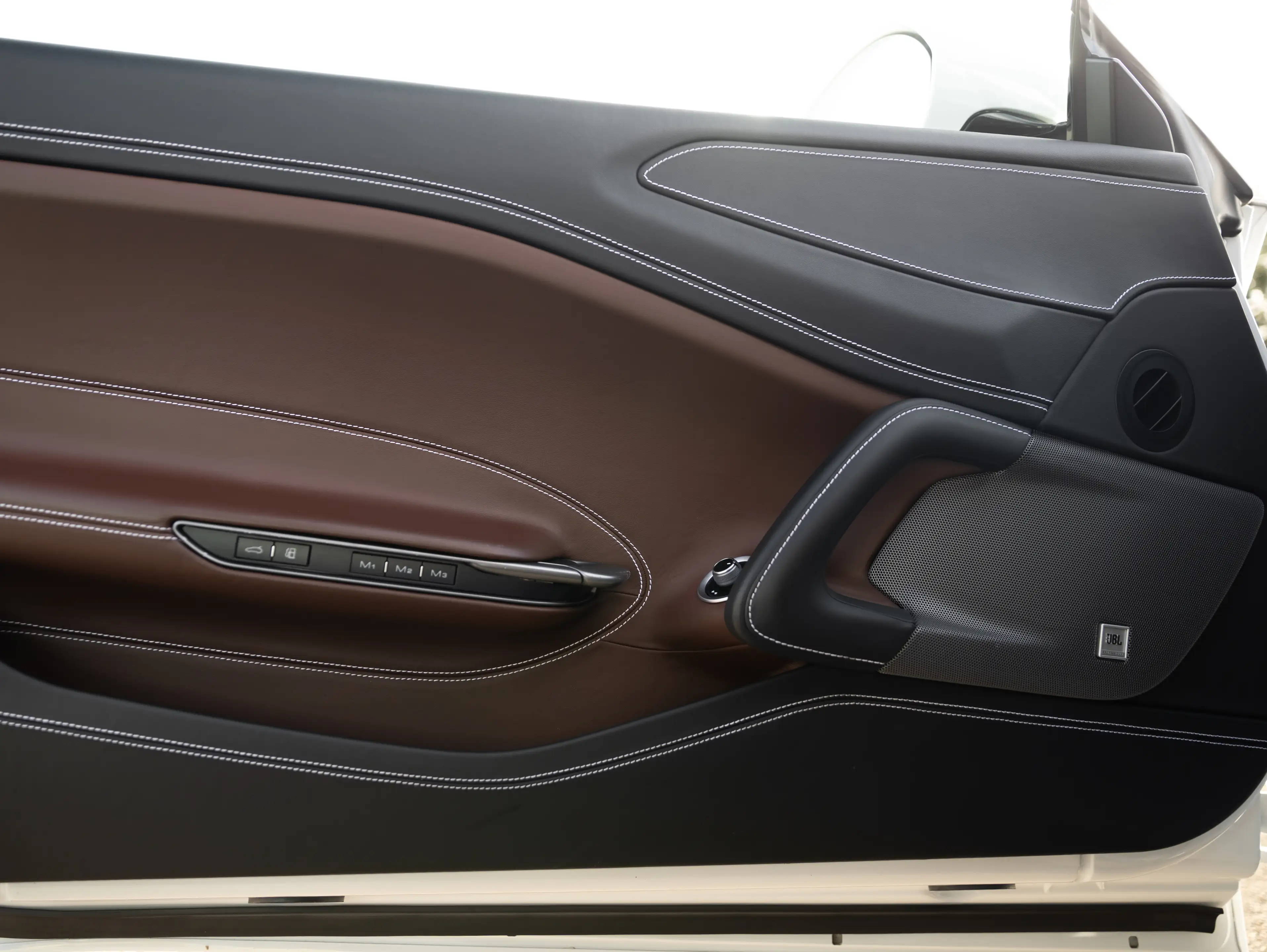 Ferrari GTC4 Lusso T/360/ZETEL VERW. VERKOEL/EXH/CARPL/PPF/LEATHER — photo 5