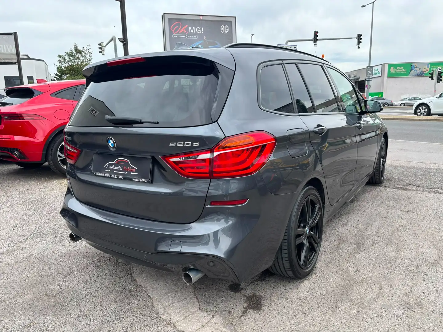 BMW 220 d xDrive GranTourer **M SPORT** 190PS mit PICKERL Grau - 2