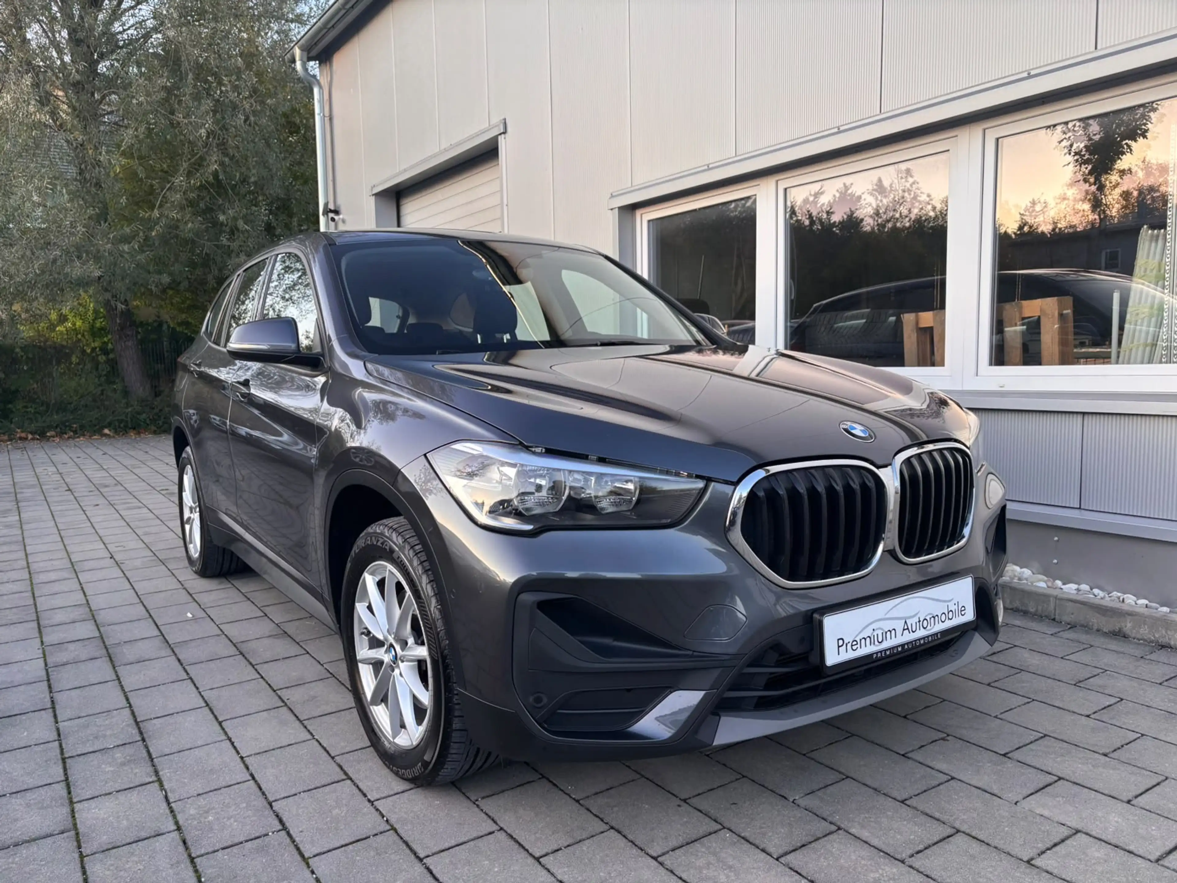BMW X1 sDrive18d Advantage — photo 5