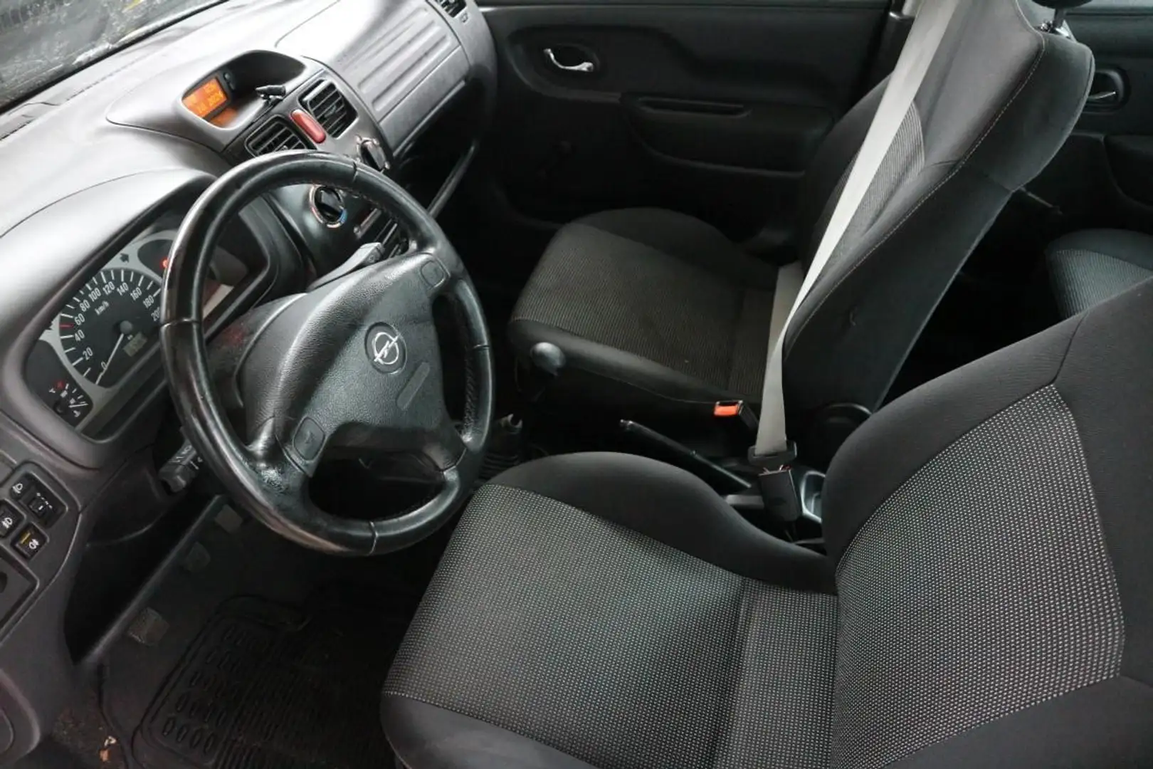 Opel Agila 1.2-16V Cosmo Grijs - 2