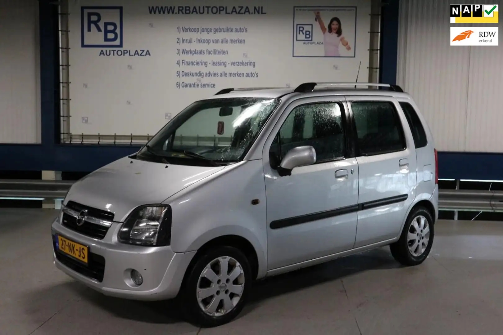 Opel Agila 1.2-16V Cosmo Grijs - 1