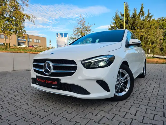 Mercedes-Benz B 180 7G DCT*Progressive*NAVI*MBUX*LED*LEDER*PDC
