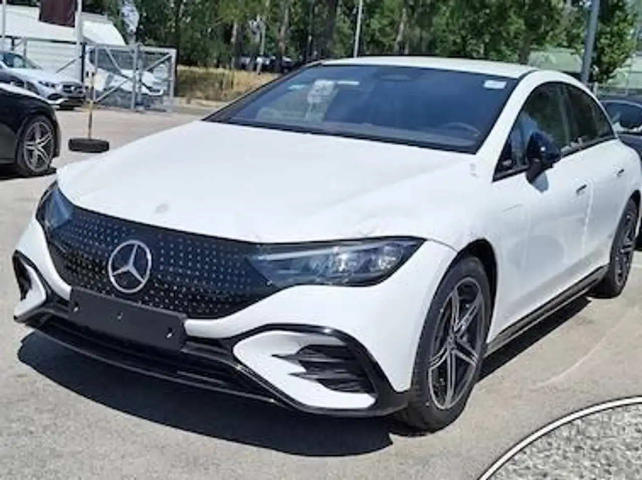 Mercedes-Benz EQE 300 2026