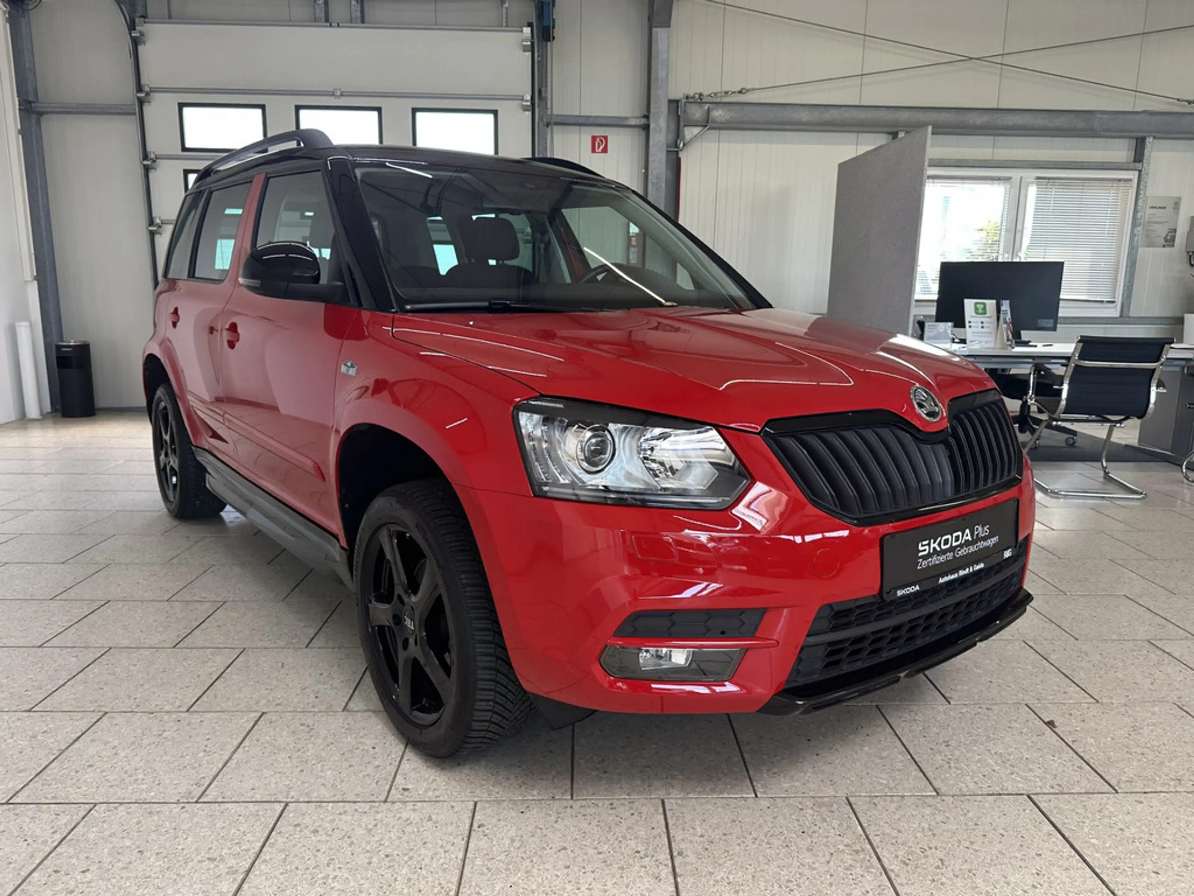 Skoda Yeti 1.4 TSI Monte Carlo DSG PDC SHZ XENON — photo 8