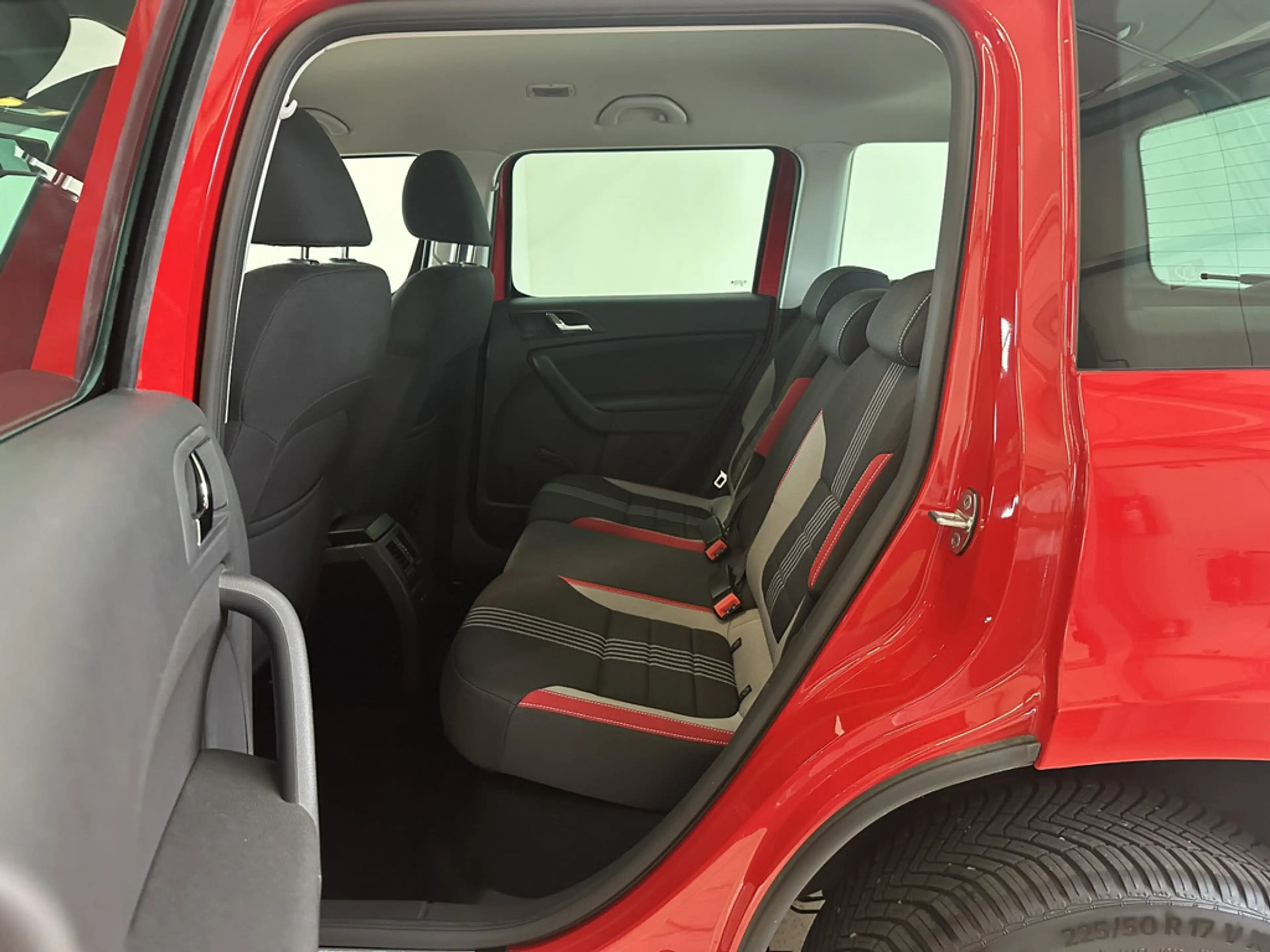 Skoda Yeti 1.4 TSI Monte Carlo DSG PDC SHZ XENON — photo 15
