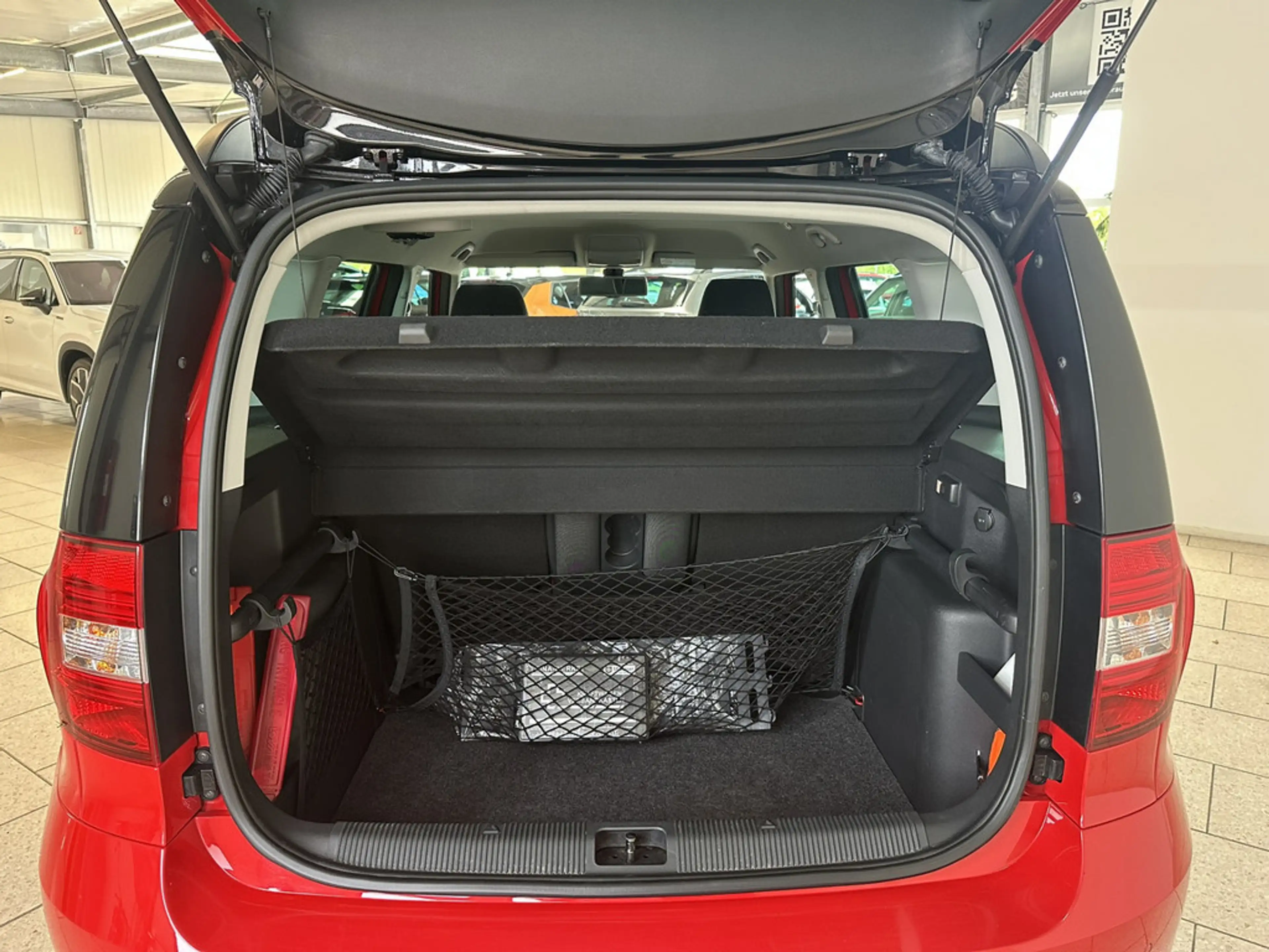 Skoda Yeti 1.4 TSI Monte Carlo DSG PDC SHZ XENON — photo 10