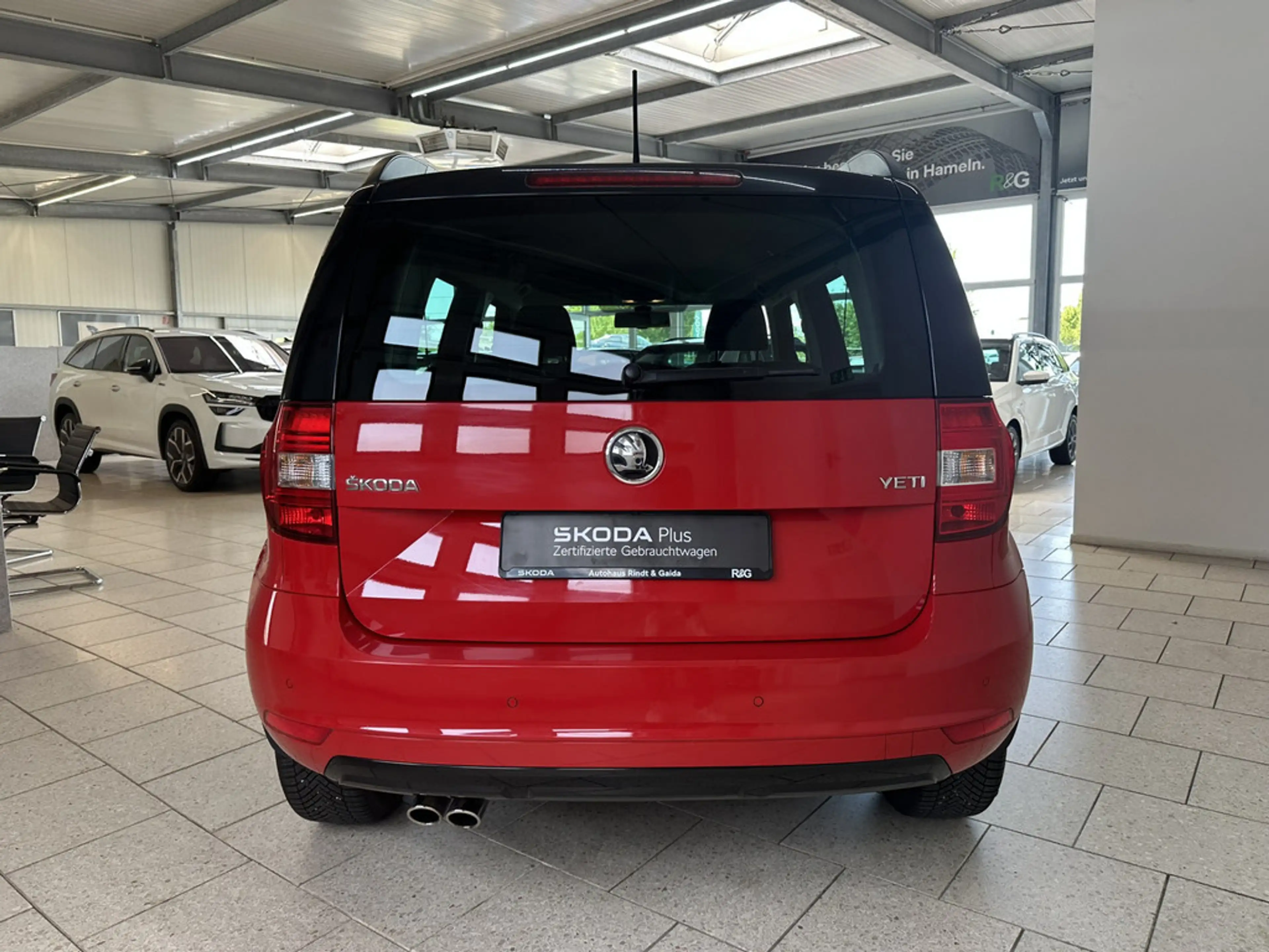 Skoda Yeti 1.4 TSI Monte Carlo DSG PDC SHZ XENON — photo 6
