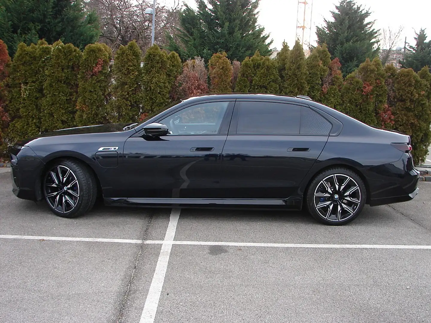 BMW 760 M760e xDrive Limousine 18,7 kWh Aut. Noir - 2