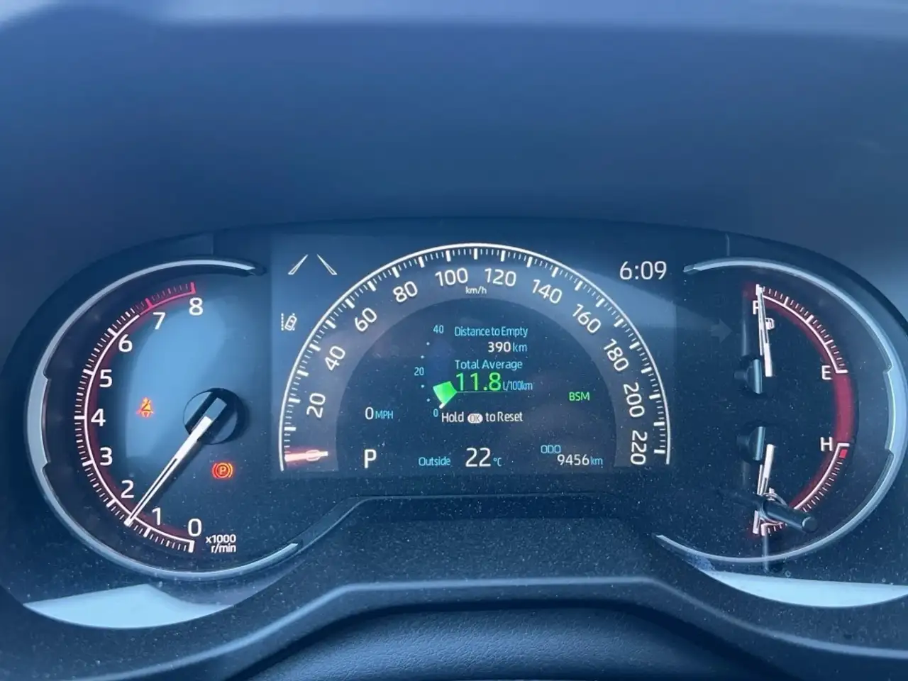 Toyota RAV 4 снимка Toyota RAV 4