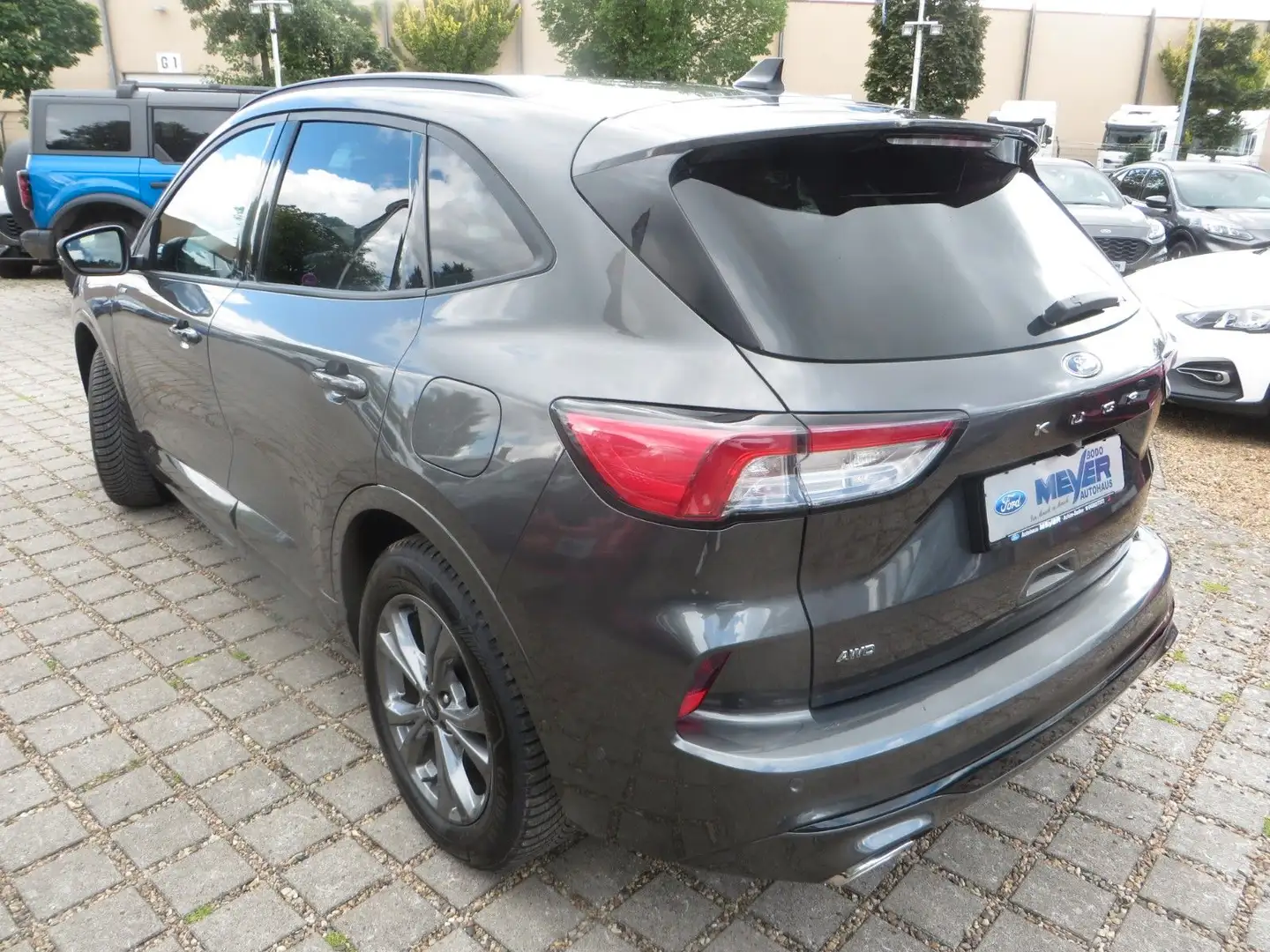 Ford Kuga ST-Line X , Automatik  Sitz/Lenkradheizung Grau - 2