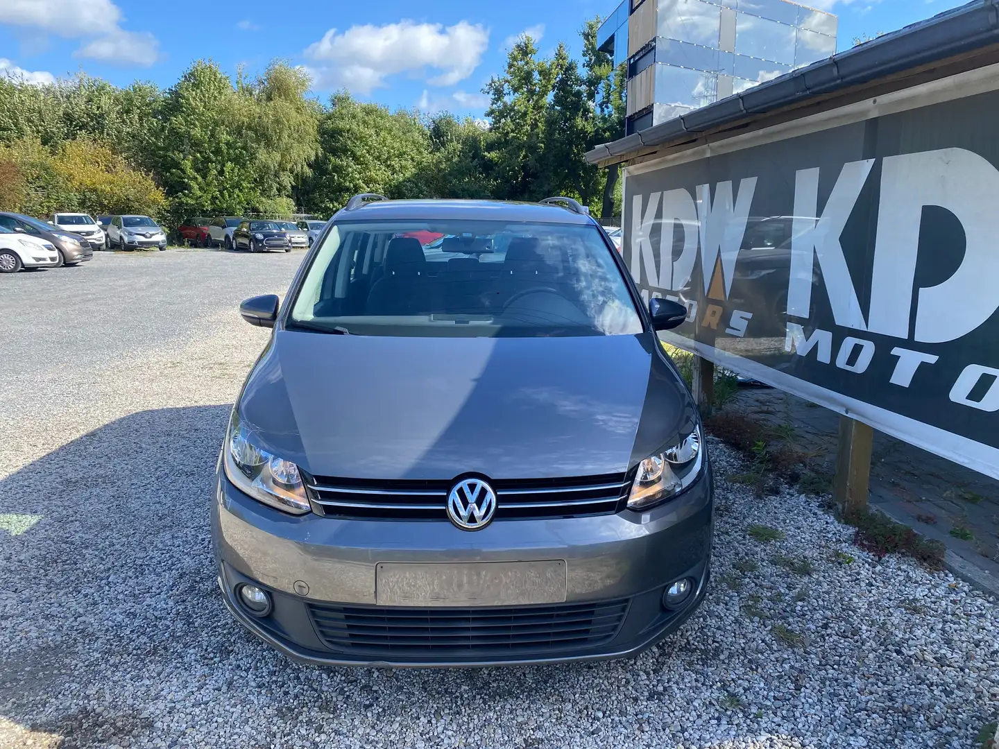 Volkswagen Touran Touran 1.6 TDI 7PLAATS DPF BlueMotion Technology Grijs - 2