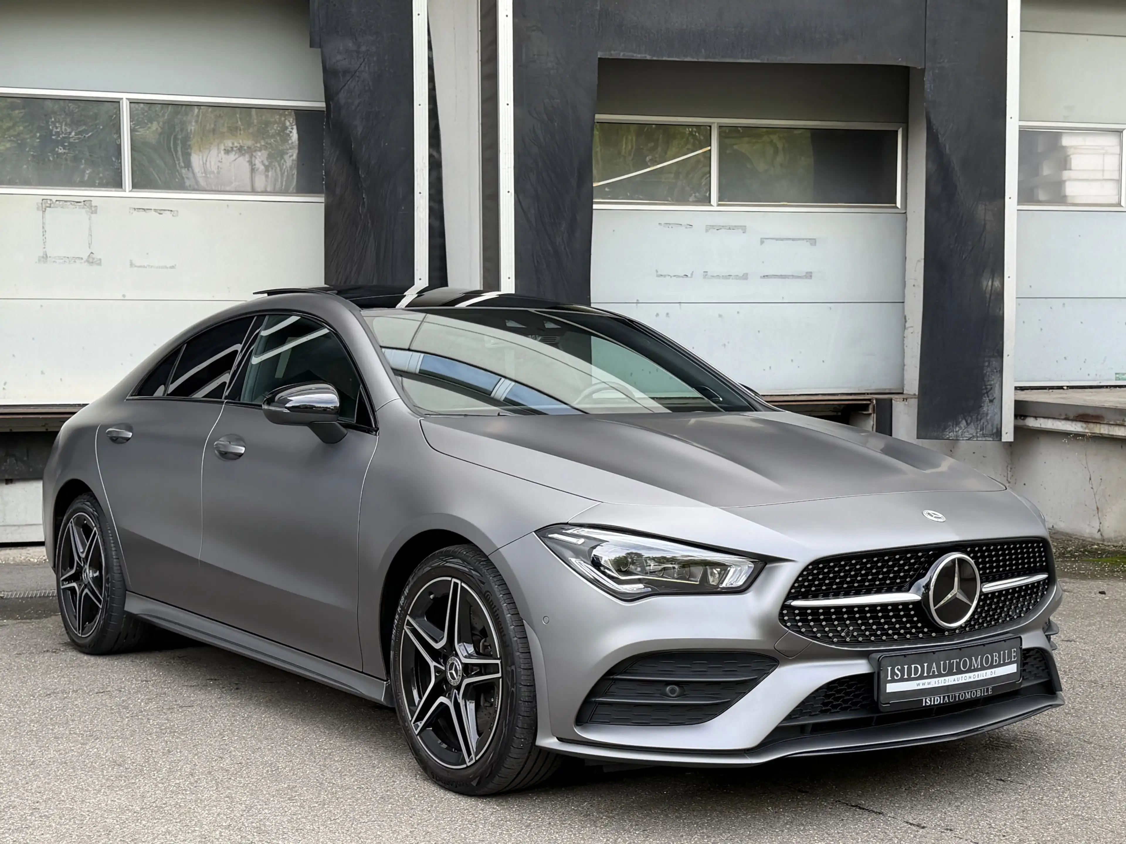 Mercedes-Benz CLA 220 D AMG Night LED ACC MBUX Rü-Kamera Pano — photo 9