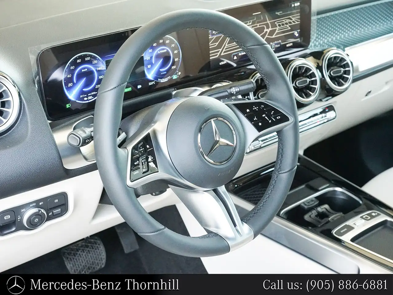 Mercedes-Benz EQB photo Mercedes-Benz EQB