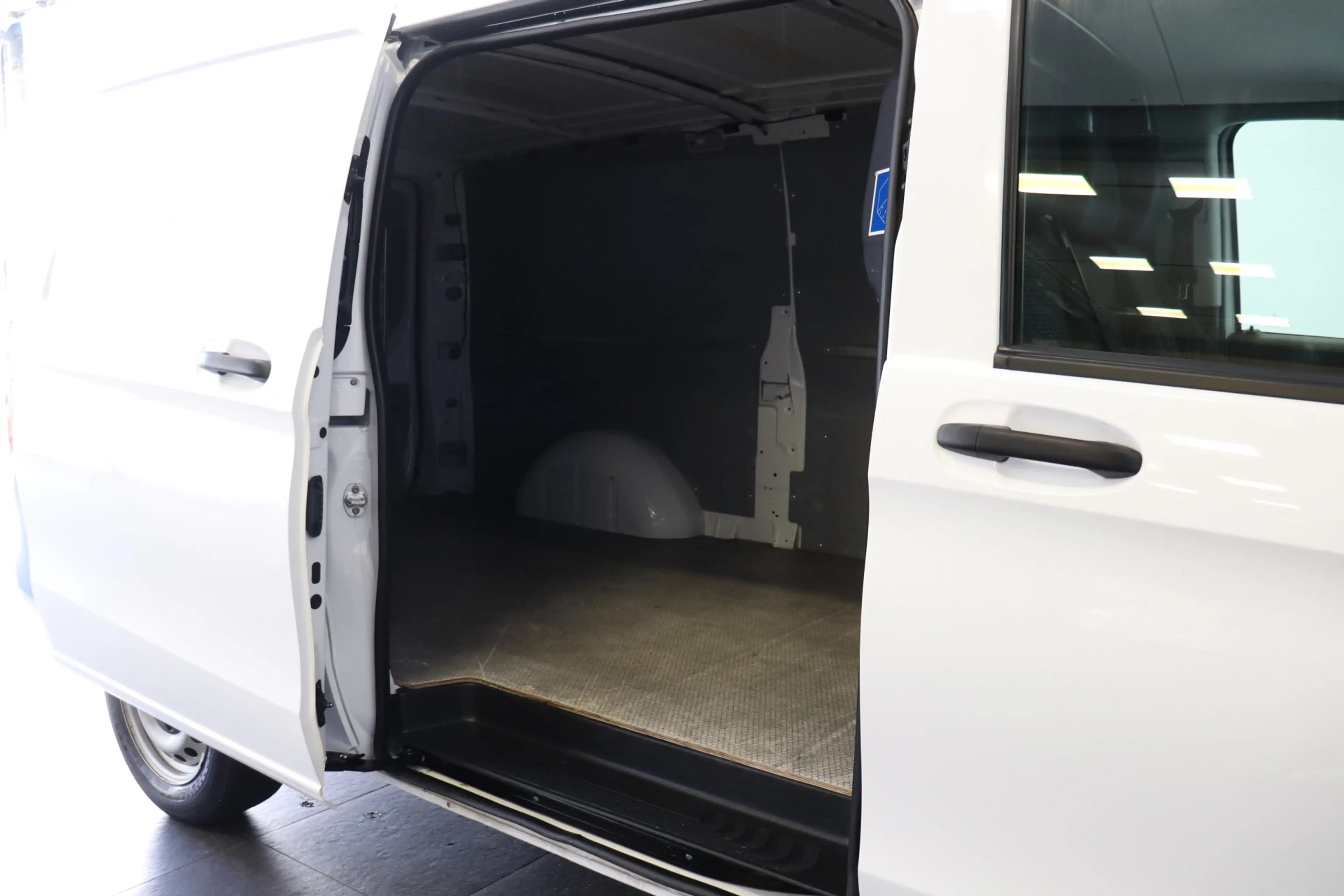 Mercedes-Benz Vito 110 CDI XL EURO 6 - Airco - Start/Stop -  € 15.900 — photo 12