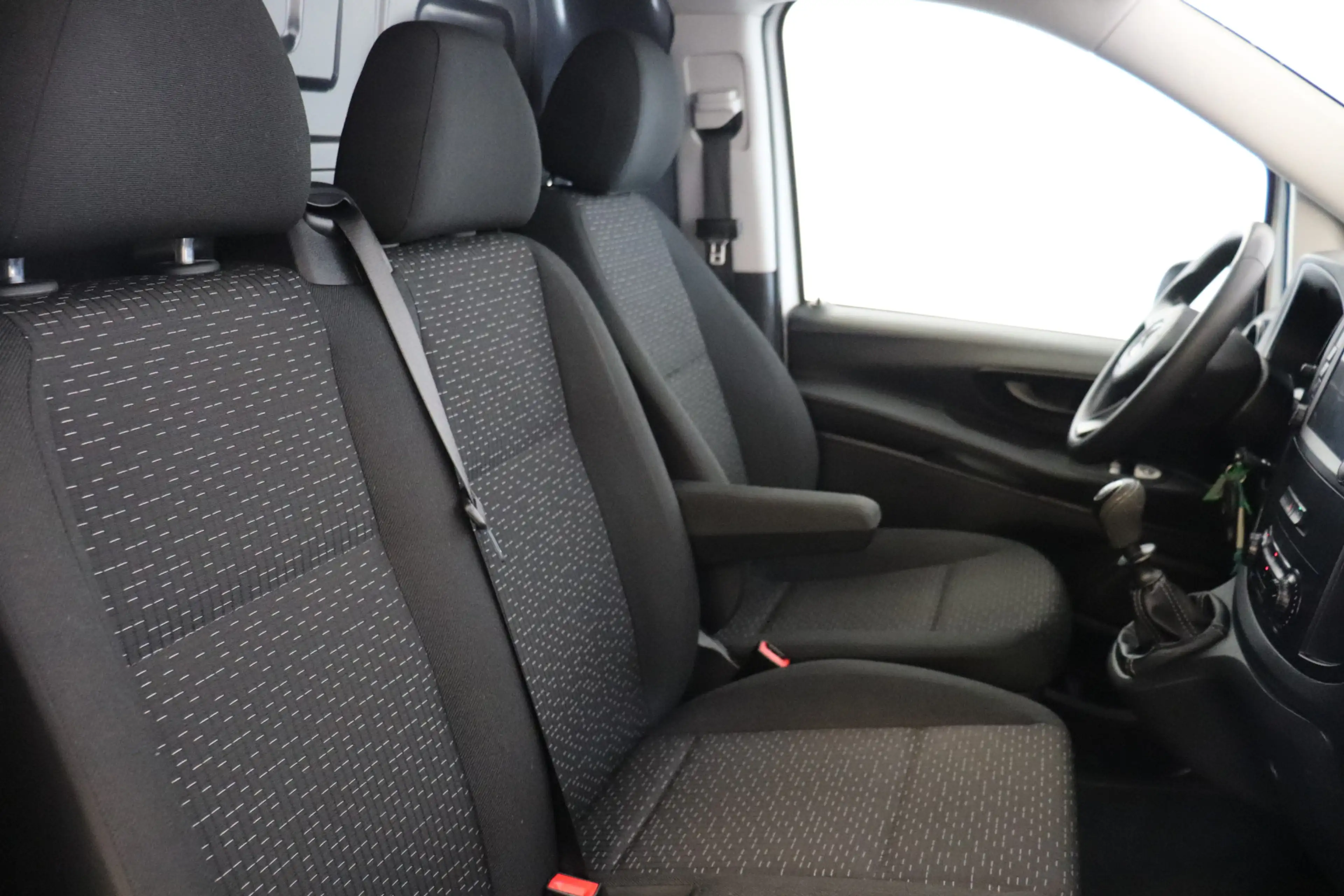 Mercedes-Benz Vito 110 CDI XL EURO 6 - Airco - Start/Stop -  € 15.900 — photo 3