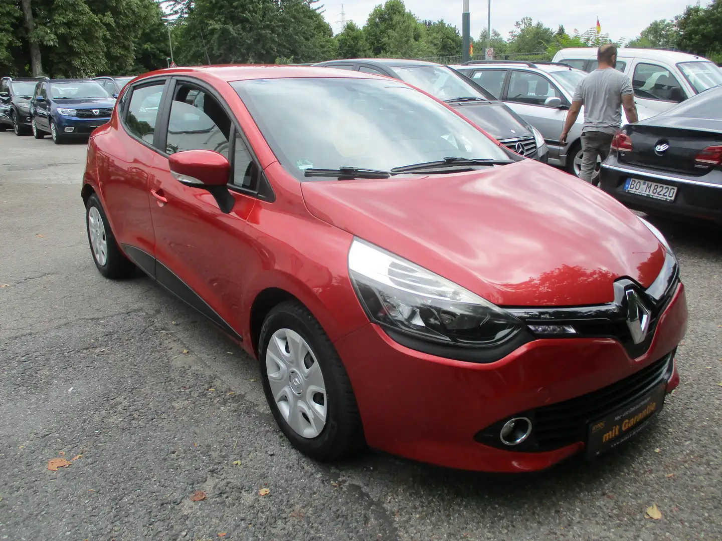 Renault Clio Expression Rot - 1