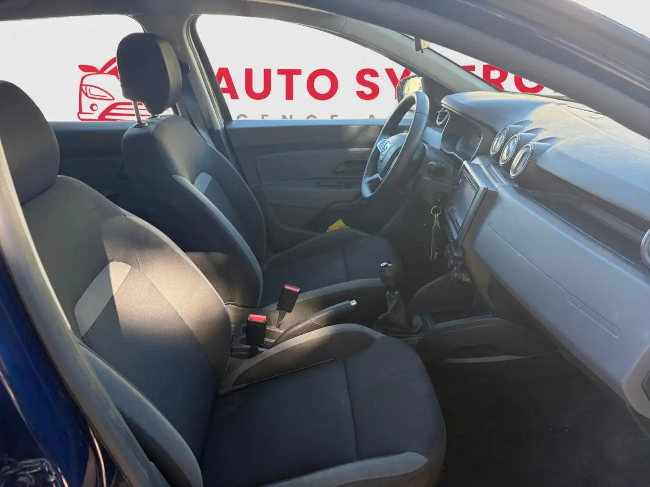 Dacia Duster — photo 17