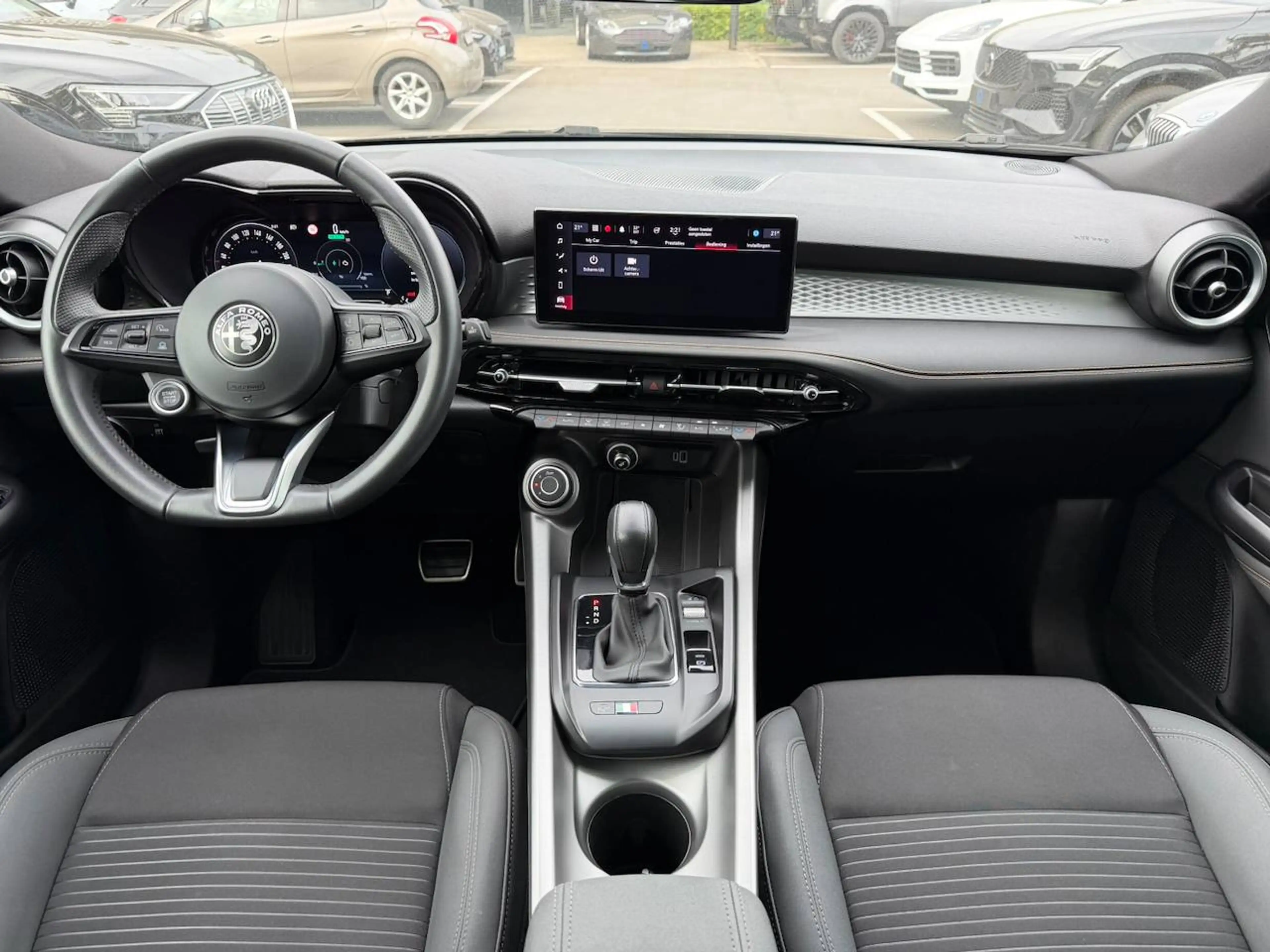 Alfa Romeo Tonale MHEV SPRINT APPLE CARPLAY ADAPTIVE CRUISE KEYLESS ENTRY — photo 8