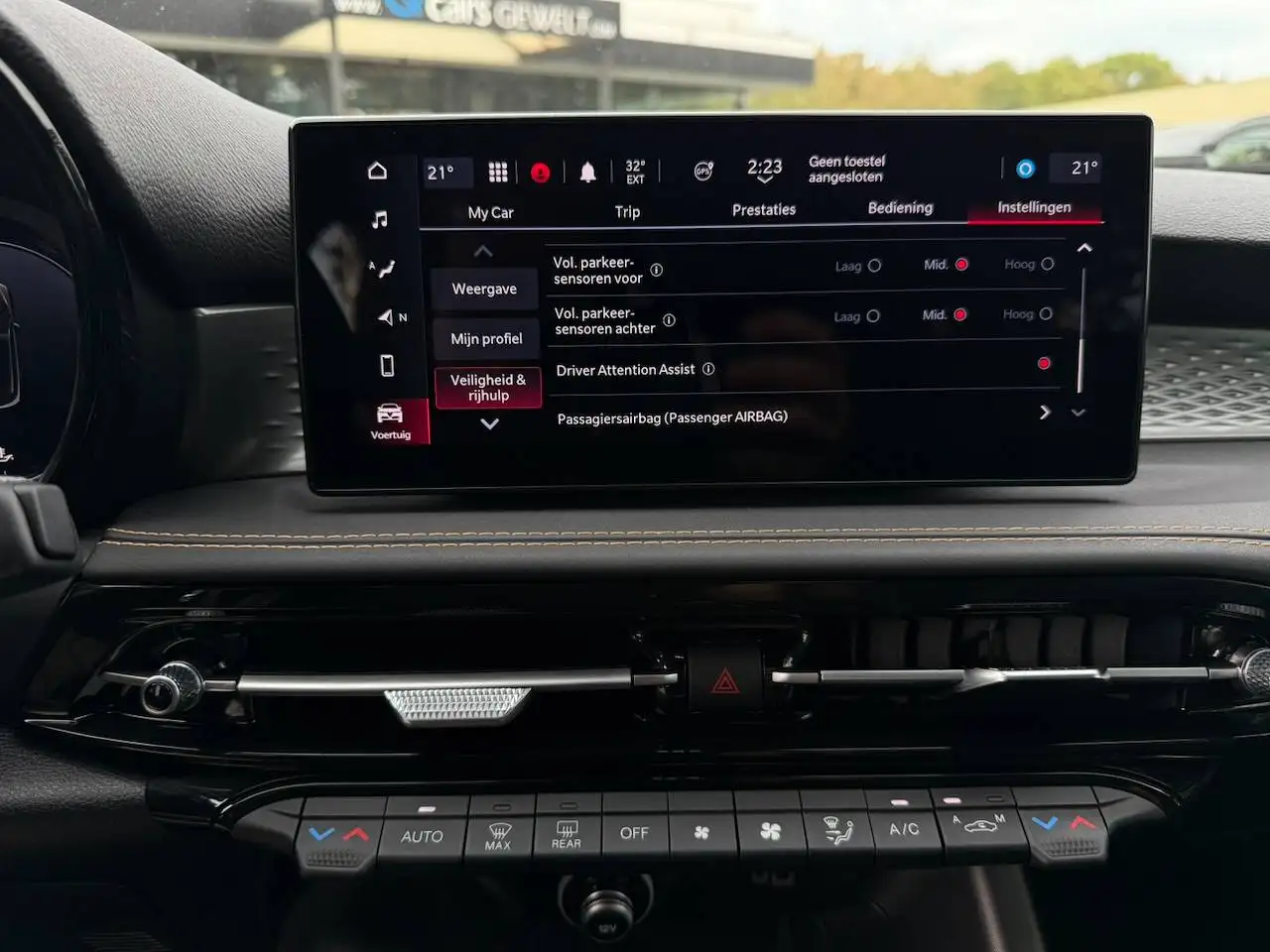 Alfa Romeo Tonale MHEV SPRINT APPLE CARPLAY ADAPTIVE CRUISE KEYLESS ENTRY — 15/17