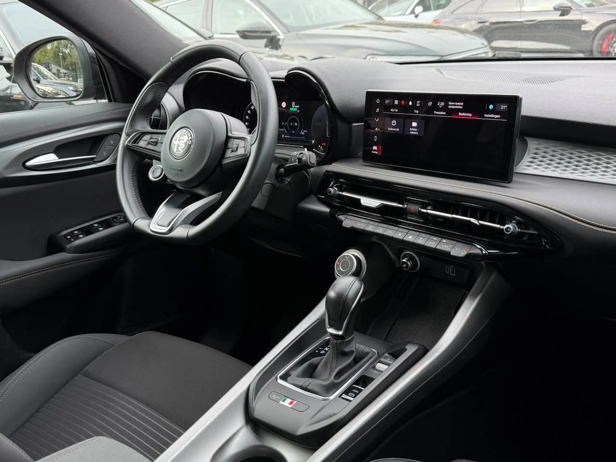 Alfa Romeo Tonale MHEV SPRINT APPLE CARPLAY ADAPTIVE CRUISE KEYLESS ENTRY — 5/17