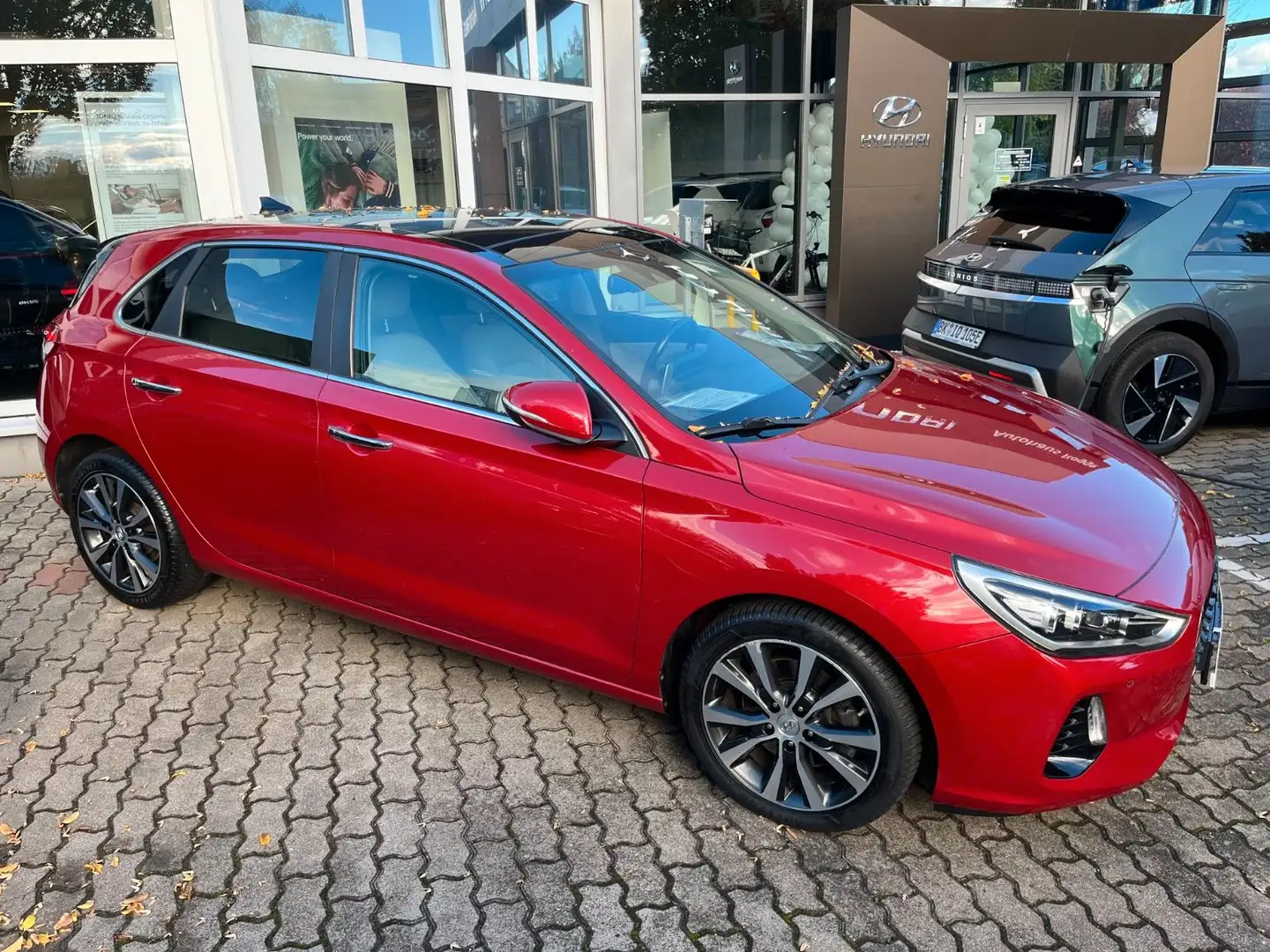 Hyundai i30 Premium Rot - 1