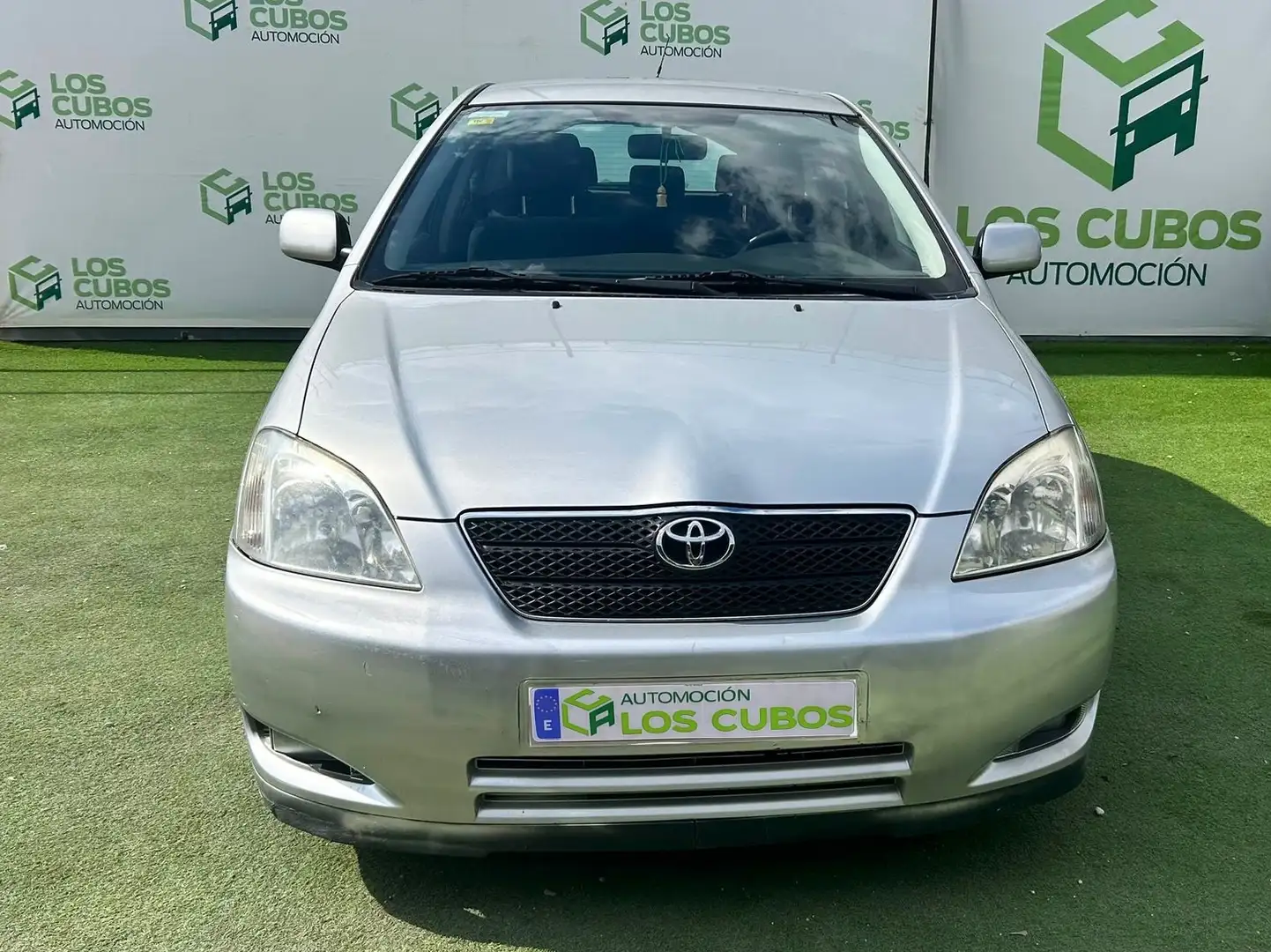 Toyota Corolla 2.0 D4-D Sol Gris - 1