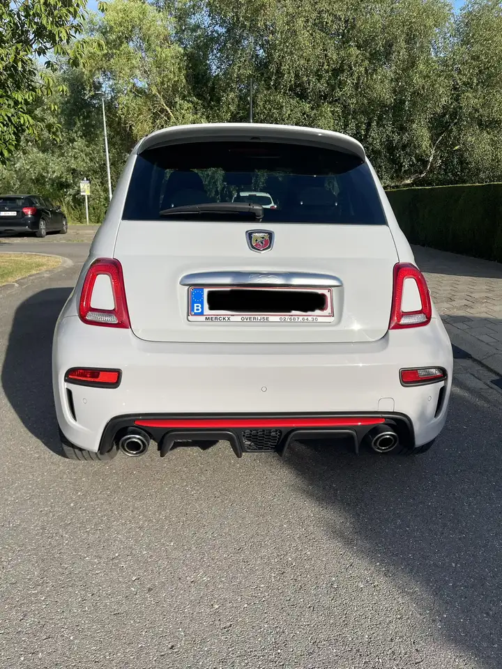 Abarth 595 2022