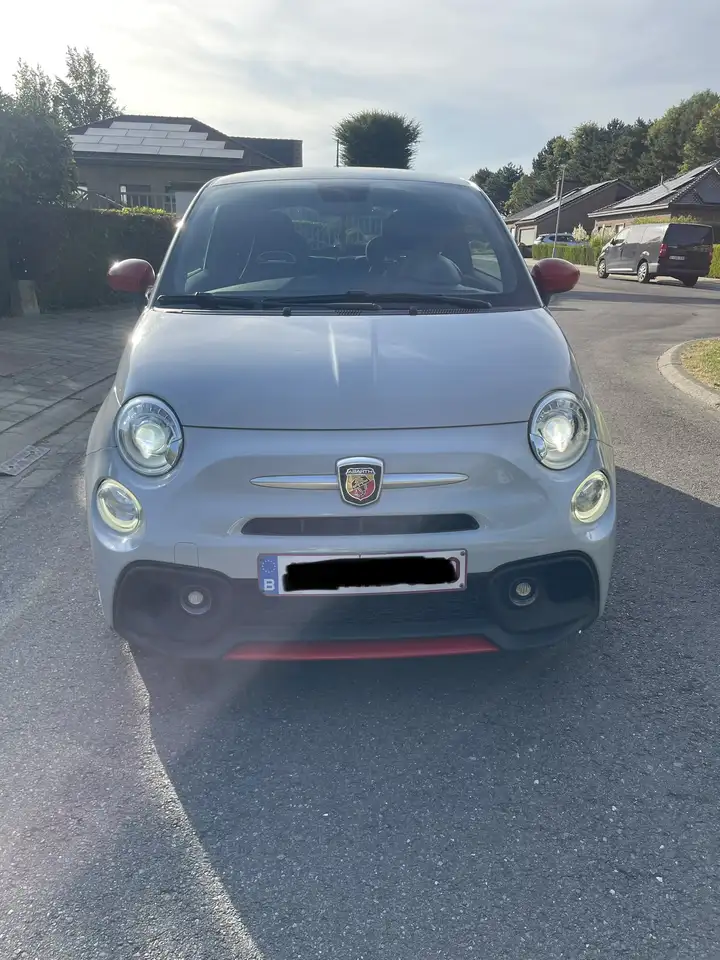 Abarth 595 2022