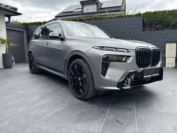 xDrive 40d G07 B57