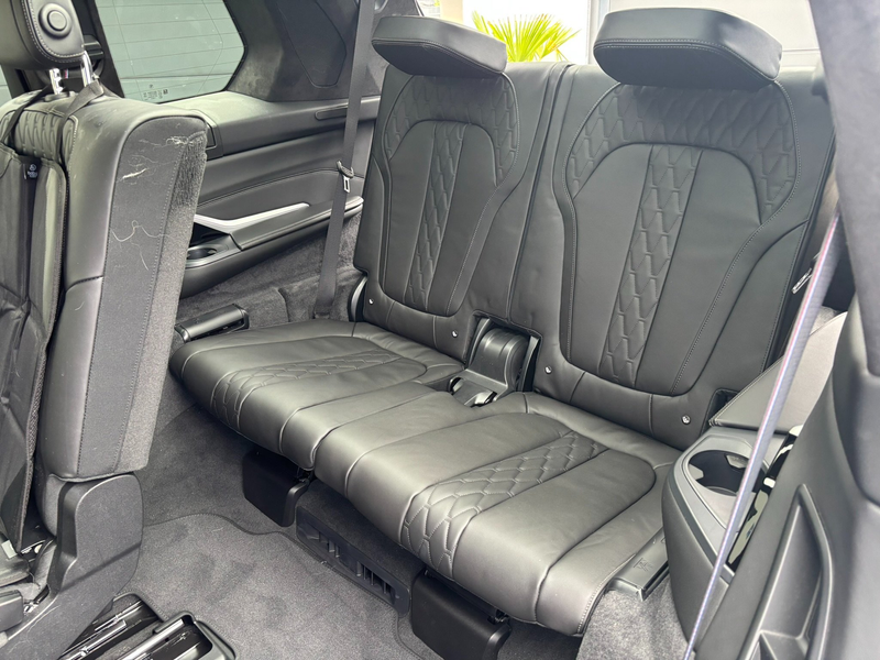 BMW X7 xDrive 40d G07 B57 — photo 14