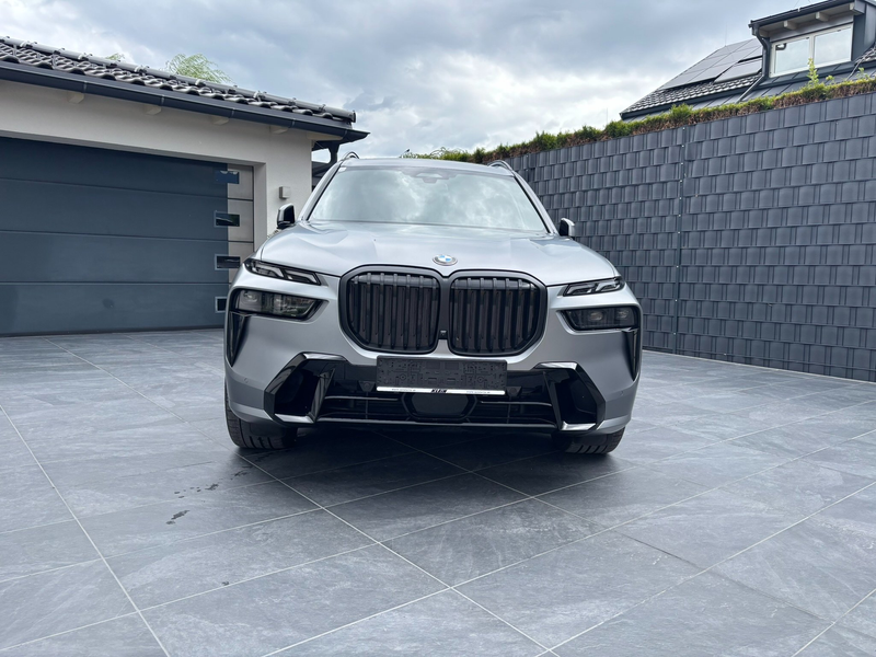 BMW X7 xDrive 40d G07 B57 — photo 2