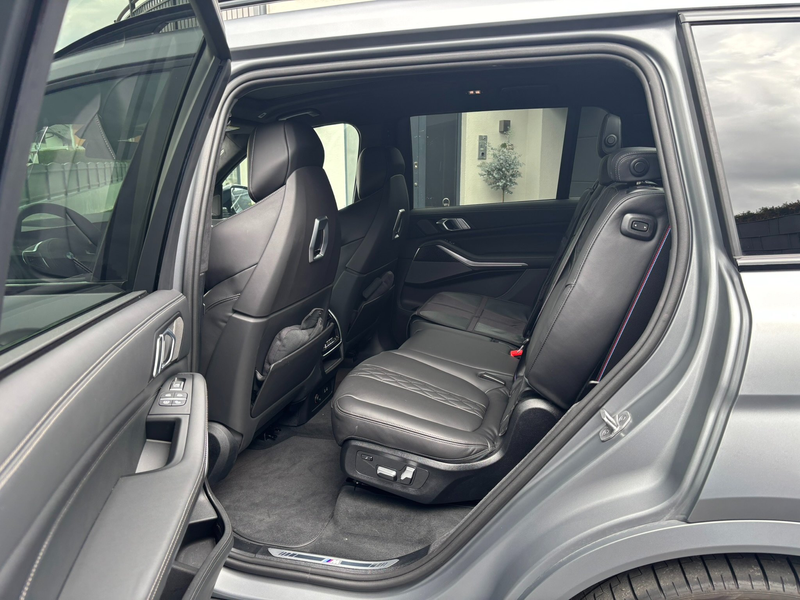 BMW X7 xDrive 40d G07 B57 — photo 11