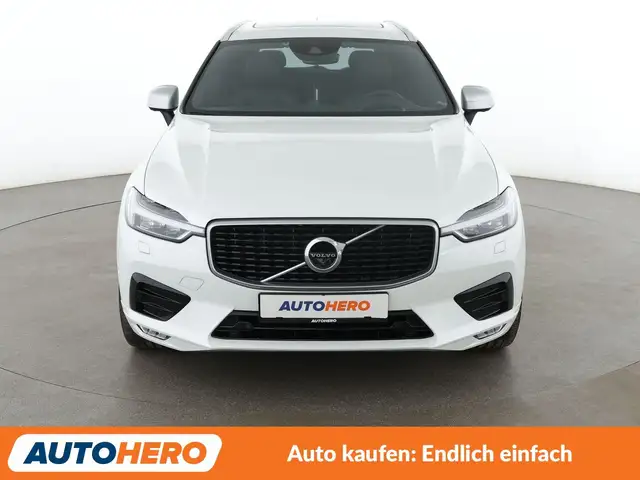 Volvo XC60 view 9