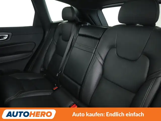 Volvo XC60 view 14