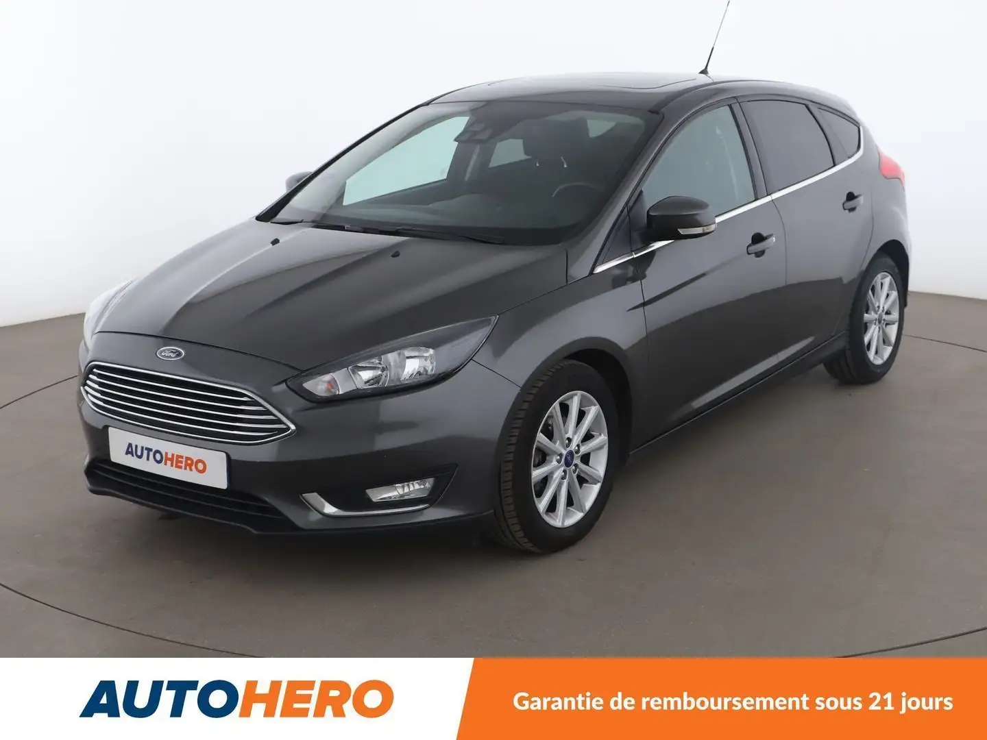 Ford Focus 1.0 EcoBoost Titanium Gris - 1
