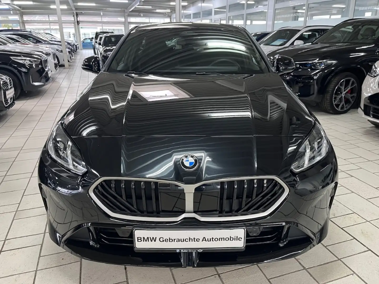 BMW 120 i M-Sport Sommer19'' AHK H/K ParkAss Ad-M-Fw. DA+ Noir - 2