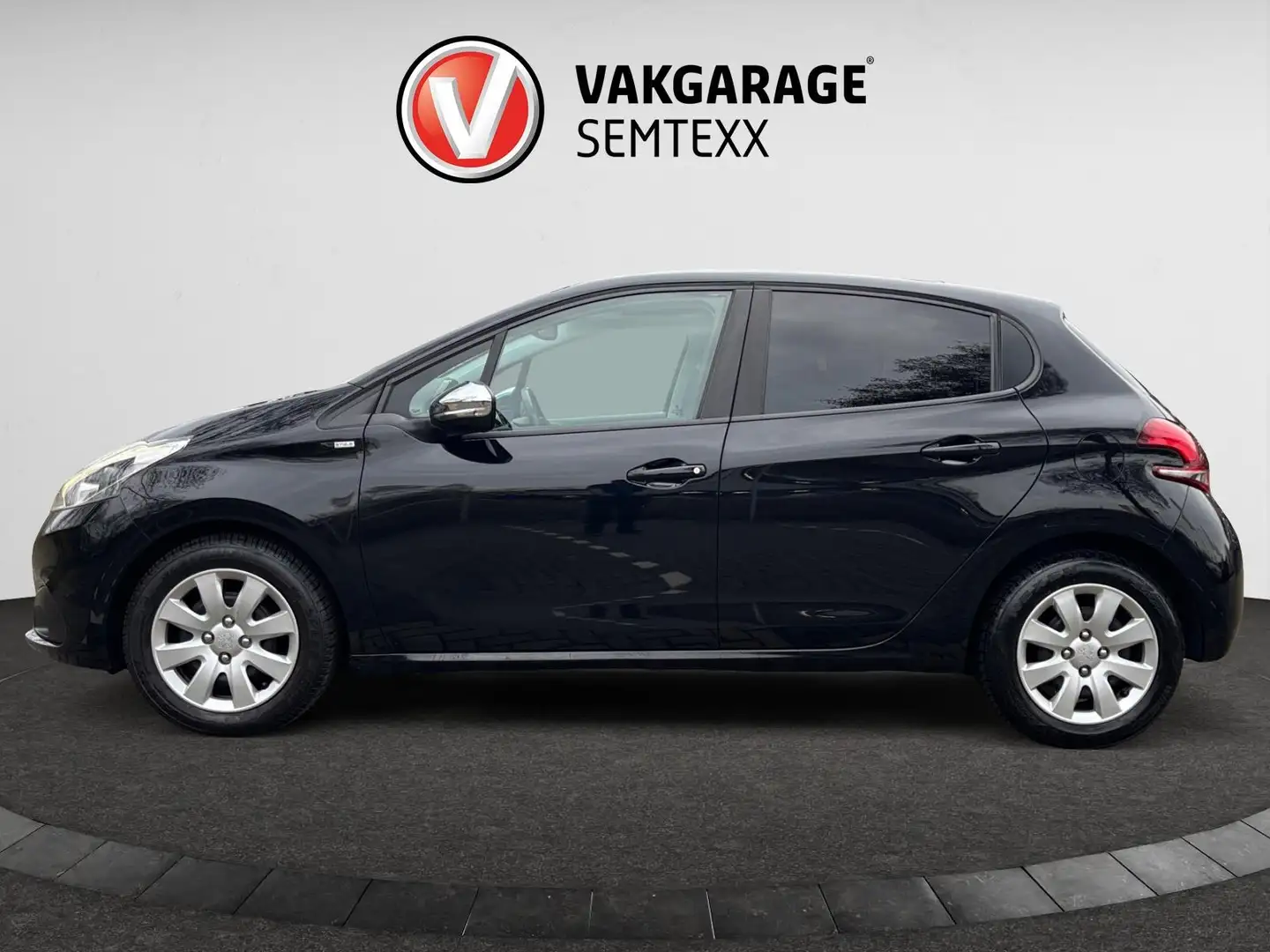 Peugeot 208 1.2 PureTech Allure | Panodak | Airco | Cruise | N Schwarz - 2