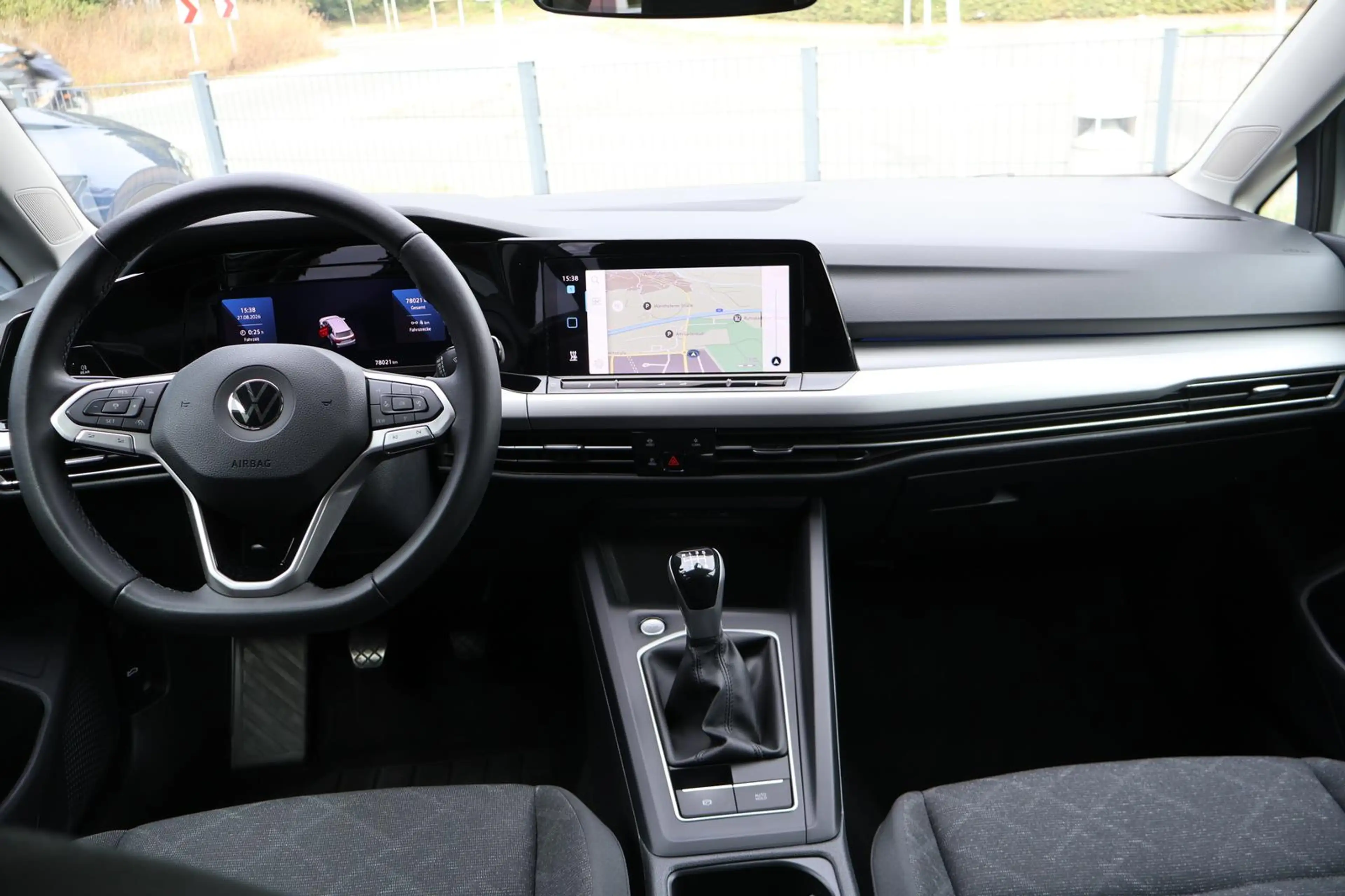 Volkswagen Golf Variant  Life 1.5 RFK Navi ACC Standheizung — photo 13